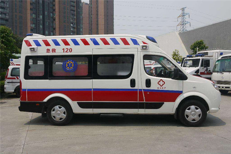 患者在等待救護(hù)車出租時需要注意什么？