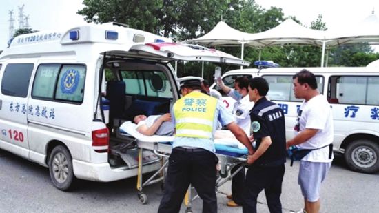 救護(hù)車一次多少錢？出車費(fèi)用太高或成救護(hù)難題？01